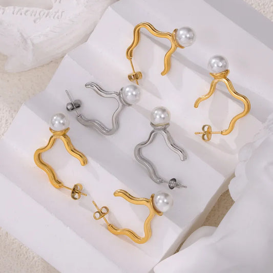 1 Pair Simple Style Commute Four Leaf Clover Round Lines Plating Inlay 304 Stainless Steel Artificial Pearls 18K Gold Plated Ear Studs