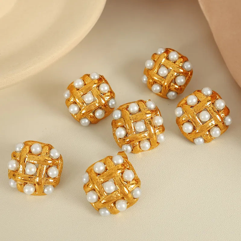 1 Pair Simple Style IG Style Rhombus Polishing Braid Inlay 304 Stainless Steel Artificial Pearls 18K Gold Plated Ear Studs