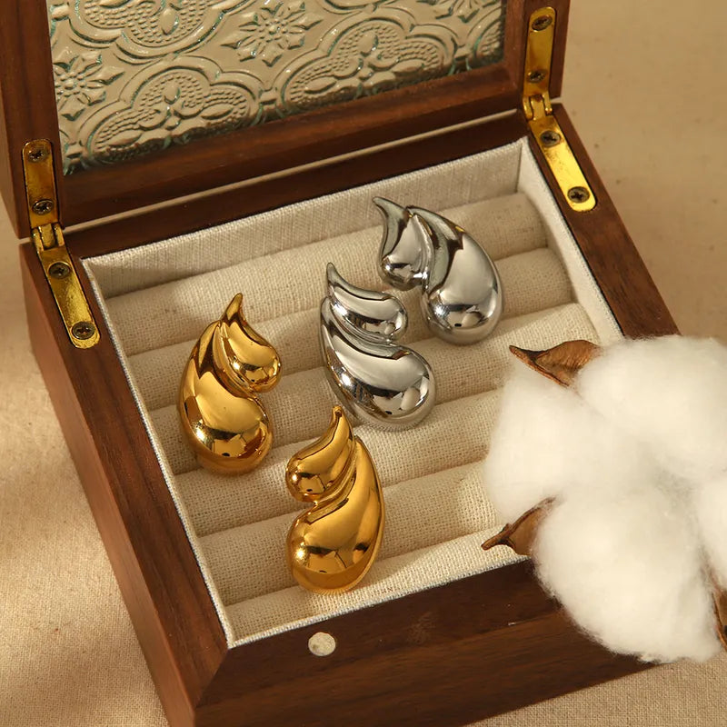 1 Pair Simple Style Solid Color Polishing Plating 304 Stainless Steel 18K Gold Plated Ear Studs