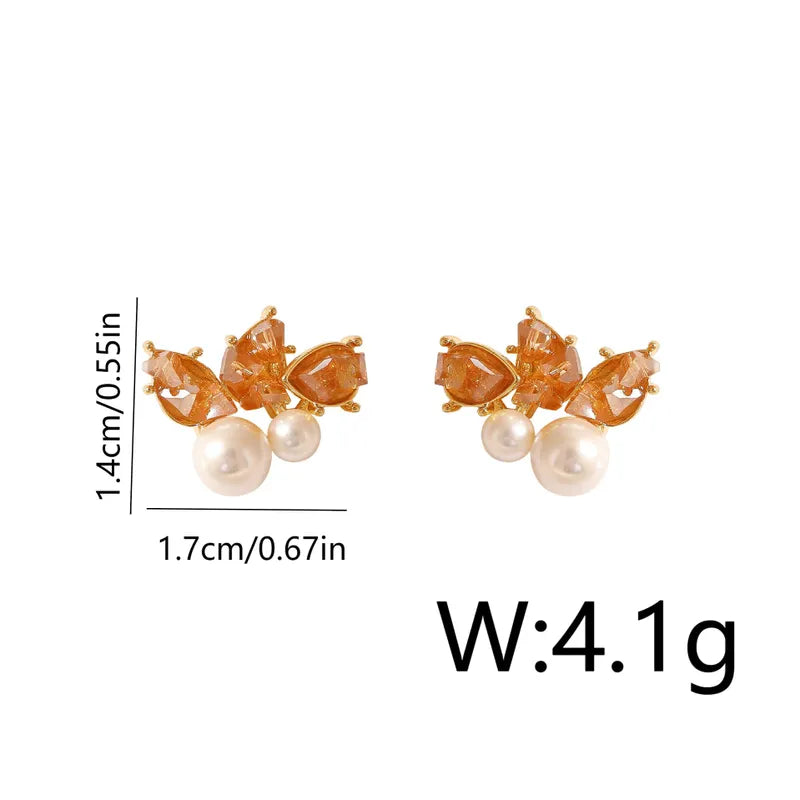 1 Pair Sweet Classic Style Geometric Inlay Copper Artificial Crystal 18K Gold Plated Ear Studs