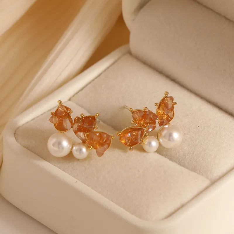 1 Pair Sweet Classic Style Geometric Inlay Copper Artificial Crystal 18K Gold Plated Ear Studs