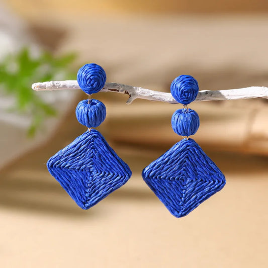 1 Pair Vacation Bohemian Rhombus Braid Alloy Straw Rattan Drop Earrings