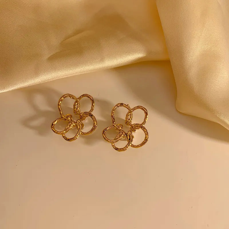 1 Pair Vacation Modern Style Sweet Flower Inlay 304 Stainless Steel Pearl 16K Gold Plated White Gold Plated Gold Plated Ear Studs