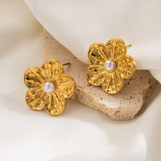 1 Pair Vintage Style Artistic Flower Plating Inlay 304 Stainless Steel Artificial Pearls 18K Gold Plated Ear Studs