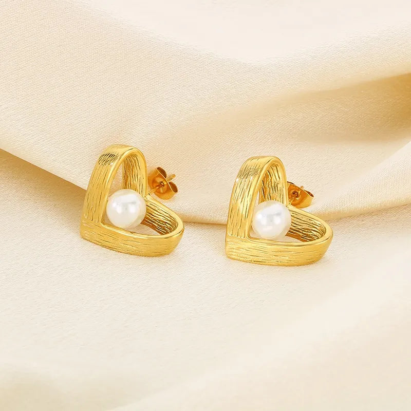 1 Pair Vintage Style Heart Shape Plating Inlay 304 Stainless Steel Pearl 18K Gold Plated Ear Studs