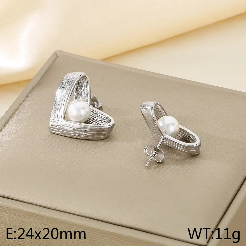 1 Pair Vintage Style Heart Shape Plating Inlay 304 Stainless Steel Pearl 18K Gold Plated Ear Studs