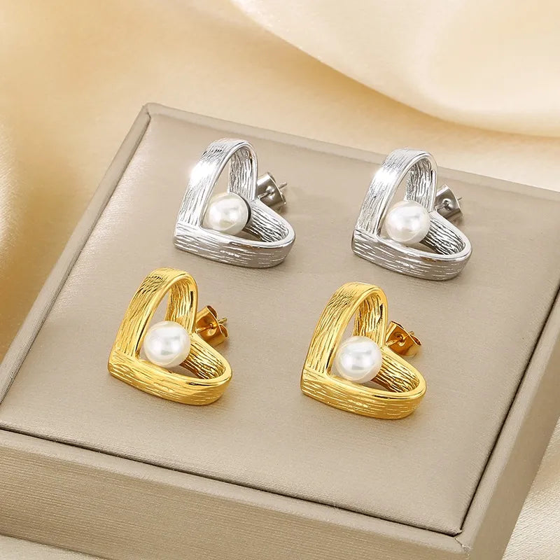 1 Pair Vintage Style Heart Shape Plating Inlay 304 Stainless Steel Pearl 18K Gold Plated Ear Studs