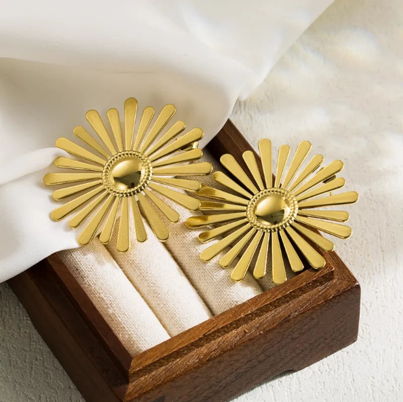 1 Pair Vintage Style Simple Style Artistic Flower Irregular 304 Stainless Steel 18K Gold Plated Ear Studs