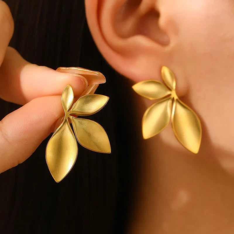 1 Pair Vintage Style Simple Style Flower 304 Stainless Steel Ear Studs