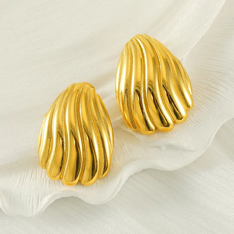 1 Pair Vintage Style Simple Style Scallop Titanium Steel 18K Gold Plated Ear Studs