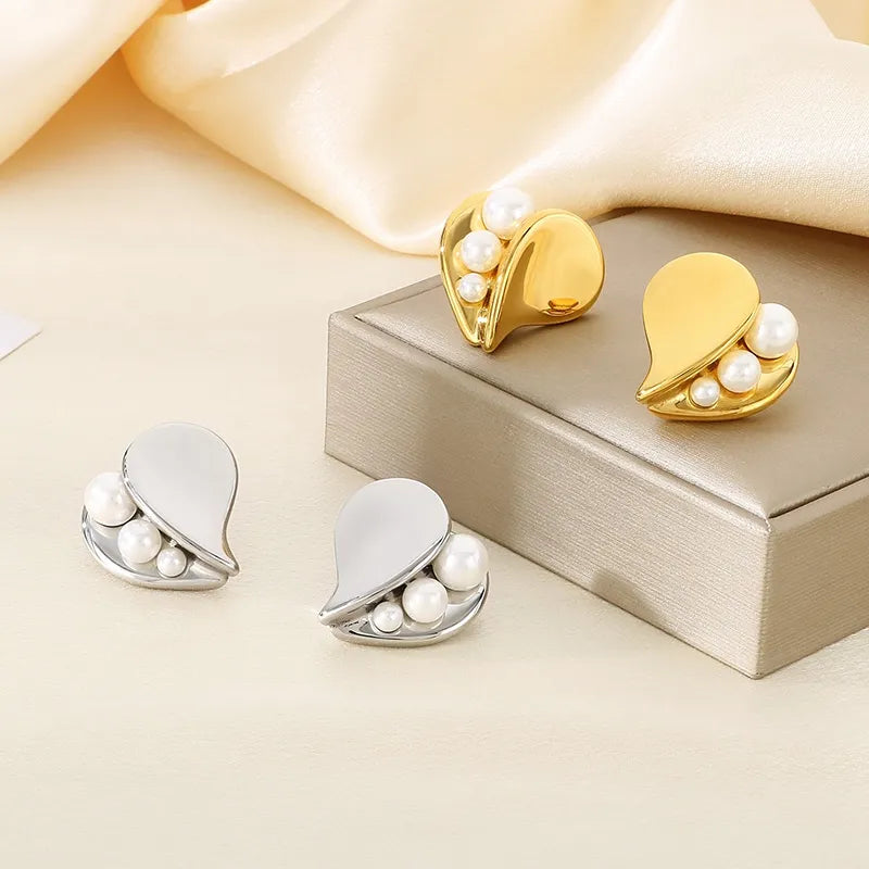 1 Pair Vintage Style Sweet Simple Style Heart Shape 304 Stainless Steel 18K Gold Plated Ear Studs