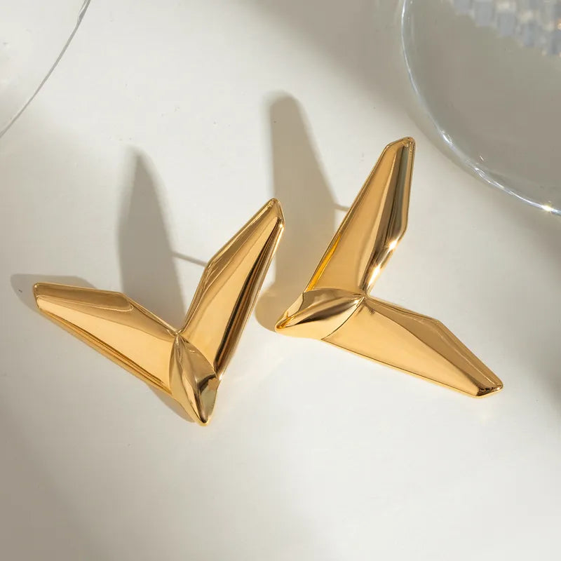 18K Gold Stainless Steel Geometric V-Shaped Unique Aircraft-Shaped Personalized Earrings With Left And Right Edges