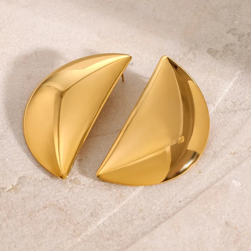 18K Gold Stainless Steel Half Moon-Shaped Large Glossy Earrings With Left And Right Edges