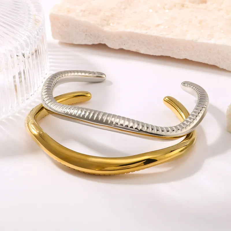 304 Stainless Steel 18K Gold Plated Basic Classic Style Plating Geometric Solid Color Bangle