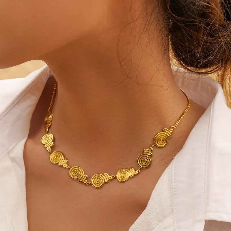 304 Stainless Steel 18K Gold Plated Simple Style Classic Style Plating Solid Color Necklace