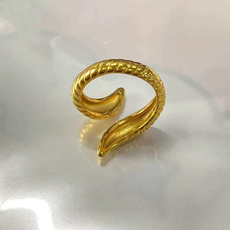 304 Stainless Steel 18K Gold Plated Simple Style Solid Color Horn Snake Open Rings