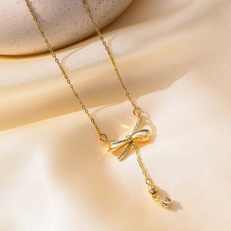 304 Stainless Steel Copper 18K Gold Plated Polishing Inlay Bow Knot Artificial Rhinestones Pendant Necklace