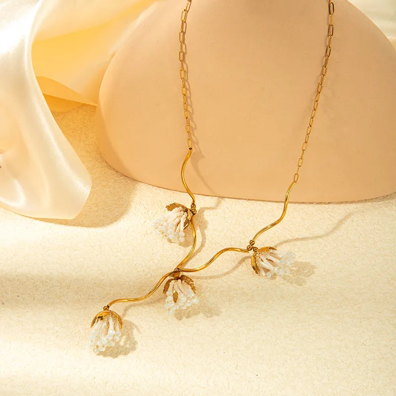 304 Stainless Steel Gold Plated Luxurious Sweet Artistic Tassel Plating Flower Necklace