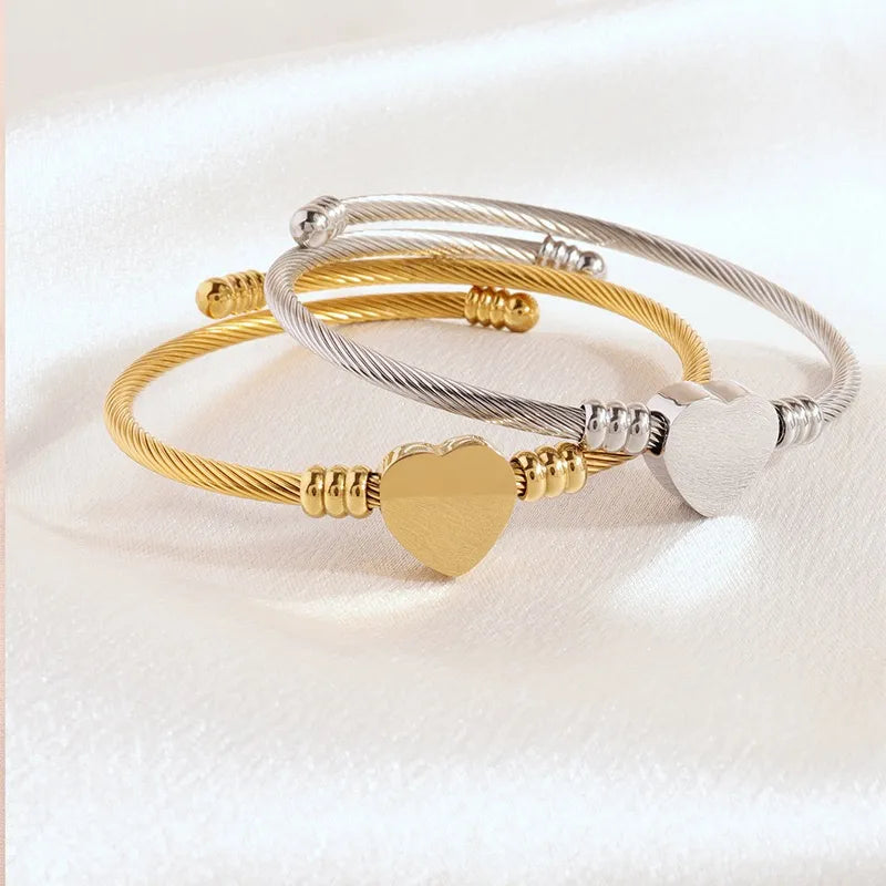 304 Stainless Steel Simple Style Classic Style Heart Shape Bangle