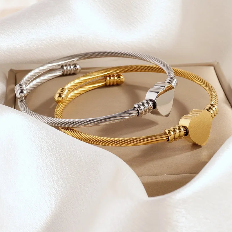 304 Stainless Steel Simple Style Classic Style Heart Shape Bangle