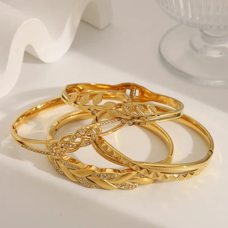 Basic Commute Solid Color 304 Stainless Steel 18K Gold Plated Zircon Bangle In Bulk