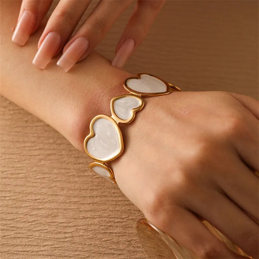 Casual Elegant Commute Heart Shape 304 Stainless Steel 18K Gold Plated Bangle In Bulk