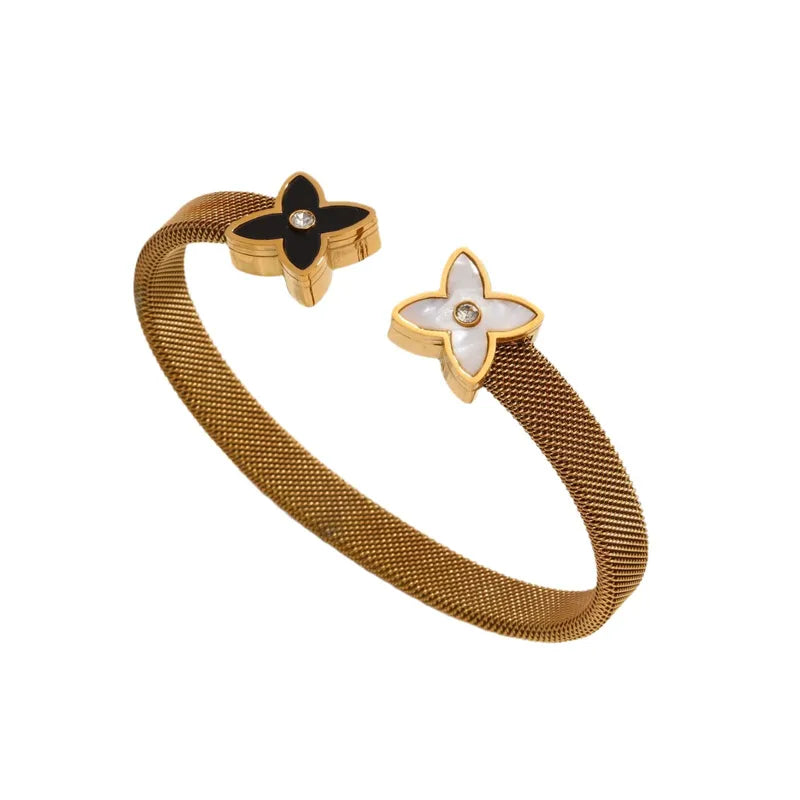 Casual Ethnic Style Four Leaf Clover Titanium Steel Shell Bangle In Bulk