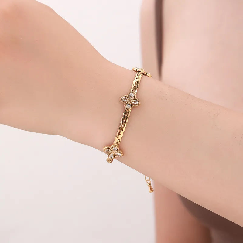 Elegant Classic Style Four Leaf Clover Flower 304 Stainless Steel Zircon Bracelets In Bulk