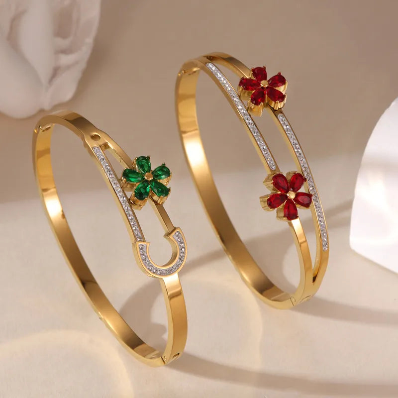 Elegant Classical Flower 304 Stainless Steel 18K Gold Plated Bangle In Bulk