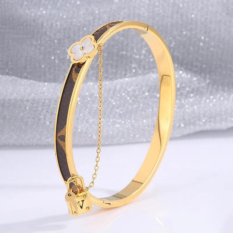 Elegant French Style Classic Style Floral 304 Stainless Steel Bangle In Bulk