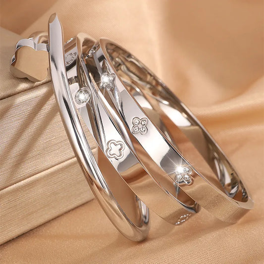 Elegant French Style Classic Style Four Leaf Clover 304 Stainless Steel Bangle In Bulk