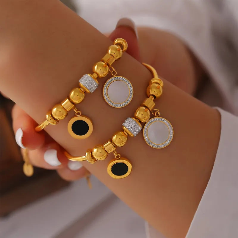 Elegant French Style Simple Style Round 304 Stainless Steel 18K Gold Plated Acrylic Rhinestones Shell Bracelets In Bulk