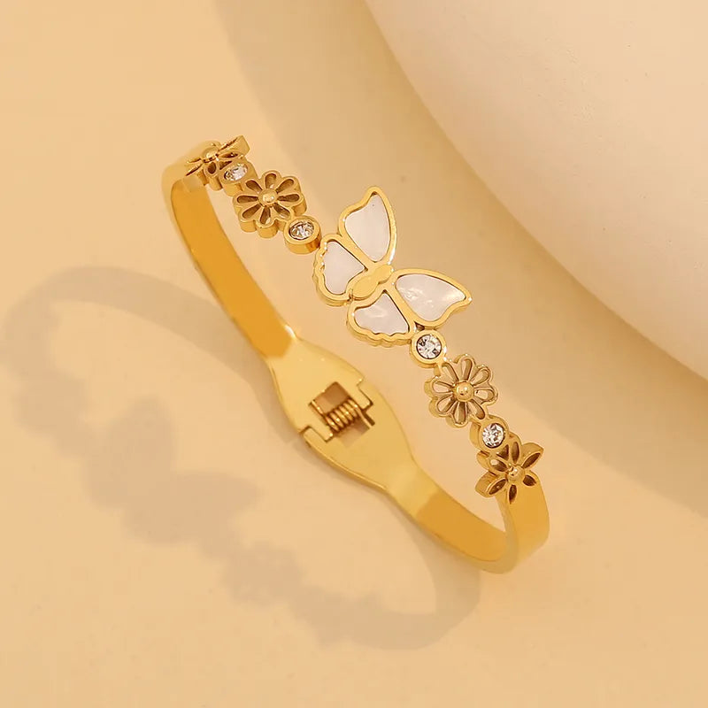 Elegant Glam Parthenocissus Grass Life Tree Butterfly 304 Stainless Steel 18K Gold Plated Zircon Bangle In Bulk