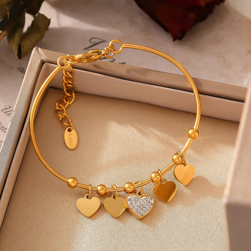 Elegant Princess Simple Style Heart Shape Titanium Steel 18K Gold Plated Artificial Rhinestones Bangle In Bulk