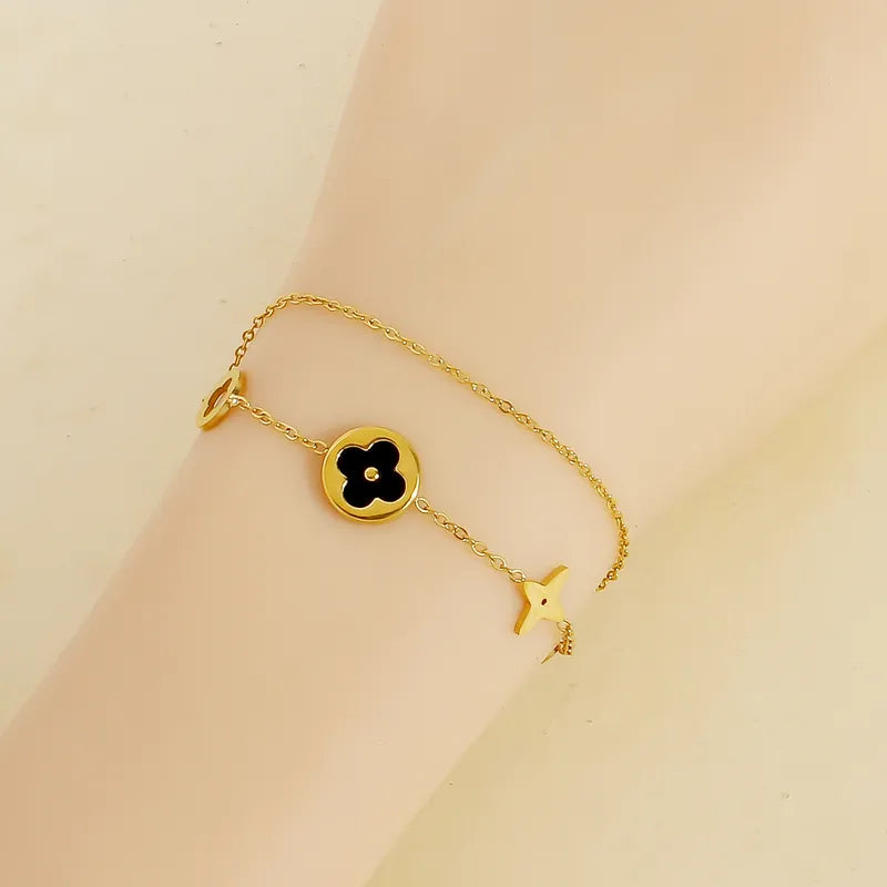 Elegant Romantic Four Leaf Clover 304 Stainless Steel 18K Gold Plated Bracelets In Bulk