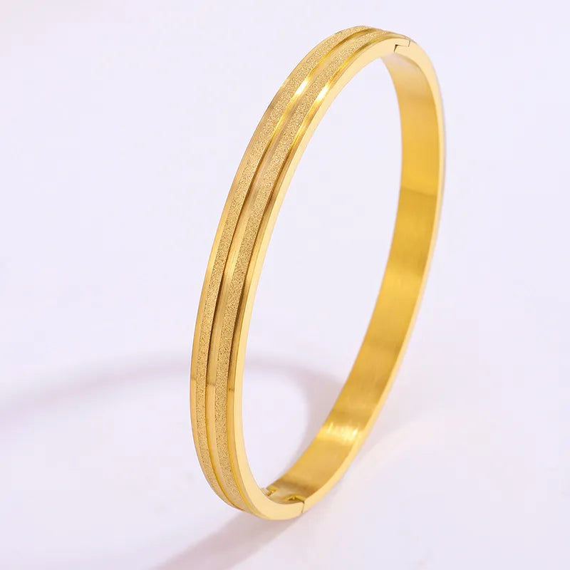 Formal Classic Style Commute Solid Color 304 Stainless Steel 18K Gold Plated Bangle In Bulk