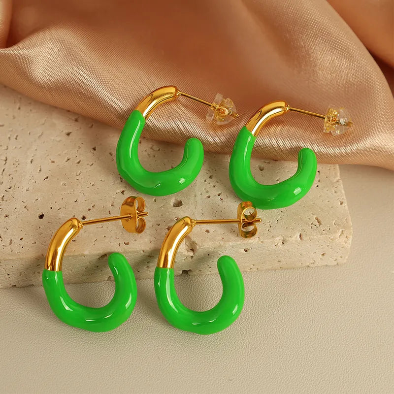 French Retro Earrings Round Noble Design Advanced Oil Dripping Craft Earrings Fashion Atmosphere Ear Studs