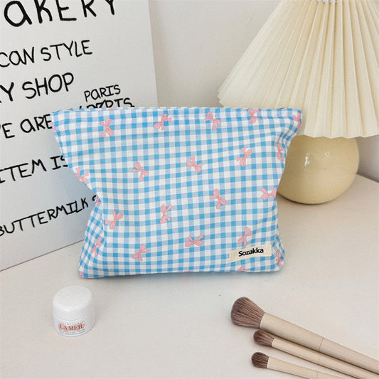 Streetwear Flower Polyester Square Makeup Bags & Storage