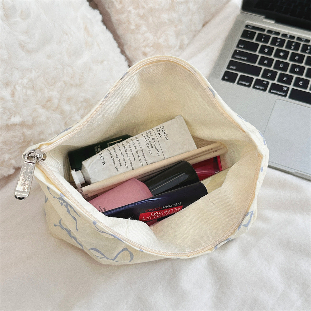 Streetwear Flower Polyester Square Makeup Bags & Storage