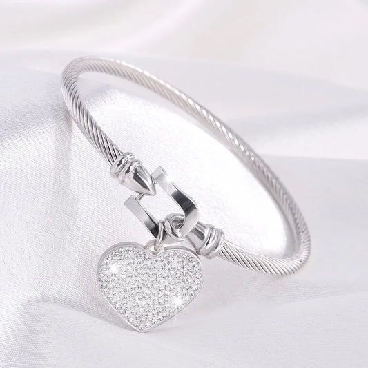 Simple Style Classic Style Heart Shape 304 Stainless Steel Rhinestones Bangle In Bulk