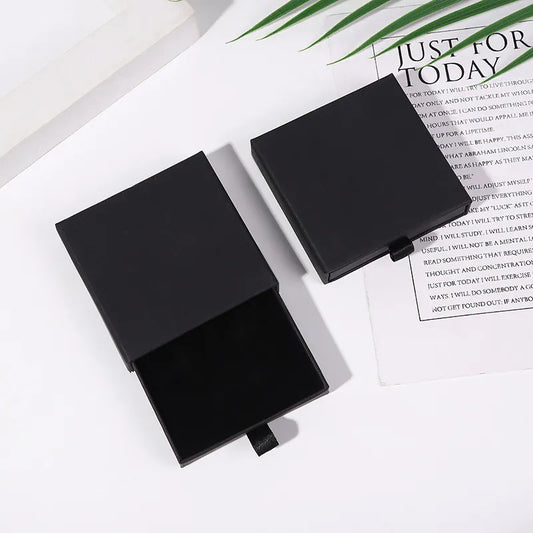 Simple Style Solid Color Paper Jewelry Boxes 8*8*1.7cm