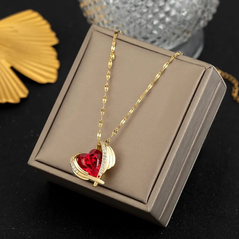 Sweet Heart Shape Titanium Steel Plating Inlay Zircon Pendant Necklace