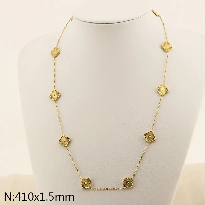 Titanium Steel 18K Gold Plated Simple Style Inlay Four Leaf Clover Shell Zircon Necklace