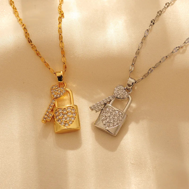 Titanium Steel Casual Vacation Lock Inlay Artificial Diamond Pendant Necklace