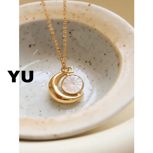 Titanium Steel Simple Style Moon Plating Inlay Shell Pendant Necklace