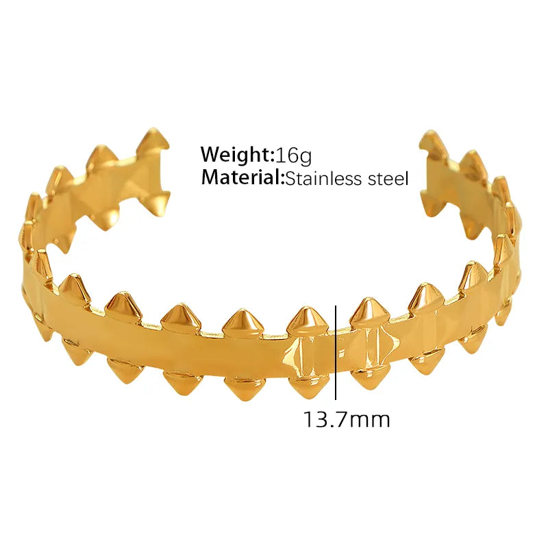 Vintage Style Simple Style Irregular Round Waves Titanium Steel Plating 18k Gold Plated Bangle