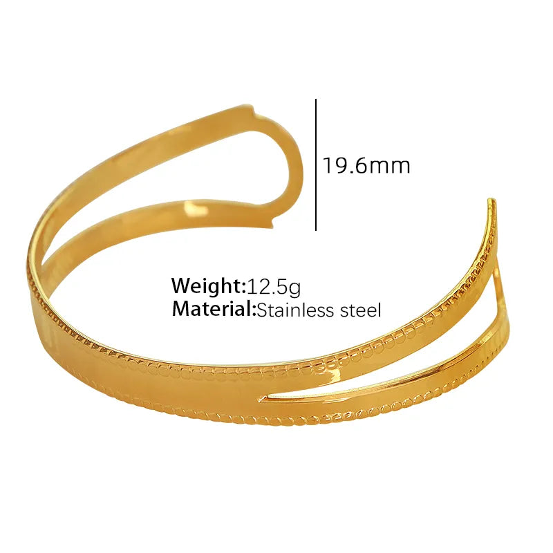 Vintage Style Simple Style Irregular Round Waves Titanium Steel Plating 18k Gold Plated Bangle