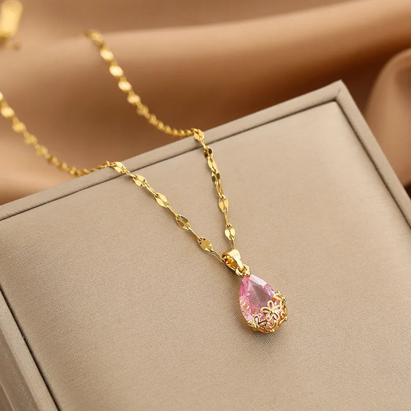 Wholesale Fashion Shell Elk 304 Stainless Steel Copper Plating 18K Gold Plated White-Plated K Artificial Pearls Zircon Pendant Necklace