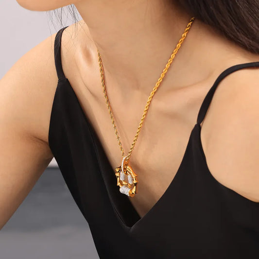 Wholesale Jewelry Casual Simple Style Bamboo 304 Stainless Steel Rhinestones 18K Gold Plated Inlay Pendant Necklace