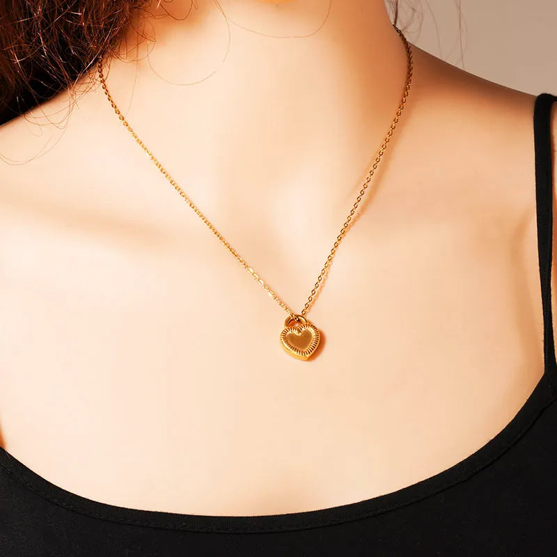 Wholesale Jewelry Casual Simple Style Classic Style Heart Shape Lock 304 Stainless Steel 18K Gold Plated Pendant Necklace